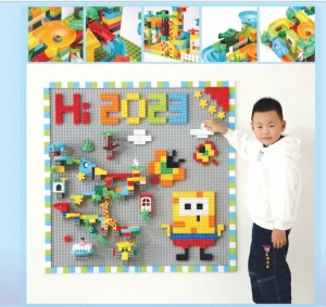 Lego gắn tường 